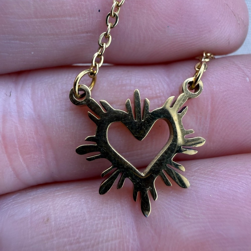 Sun-kissed Pinay Heart Necklace Gold Sunburst Pendant 18in